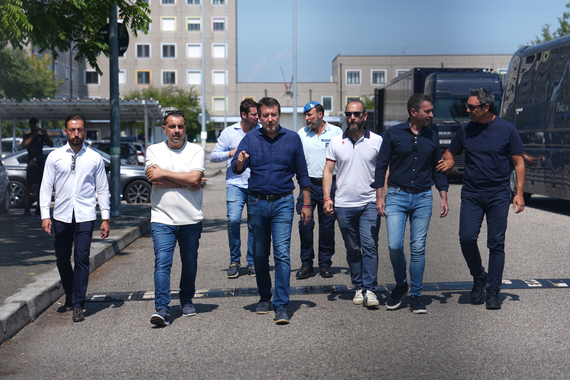 Salvini visita Roggero a Bollate, appello a Mattarella per la grazia