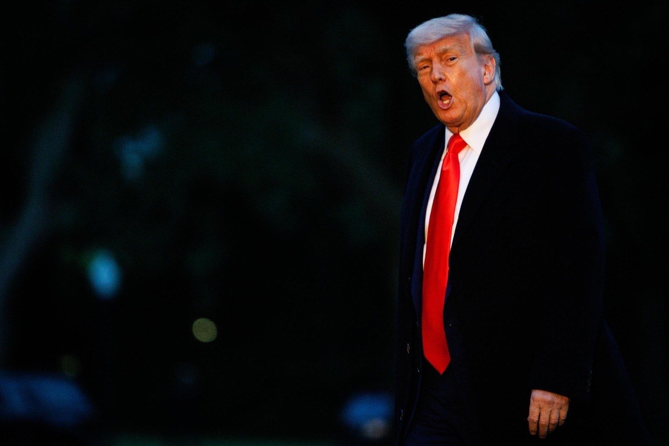 Un uomo armato arrestato vicino al golf club di Trump a Los Angeles