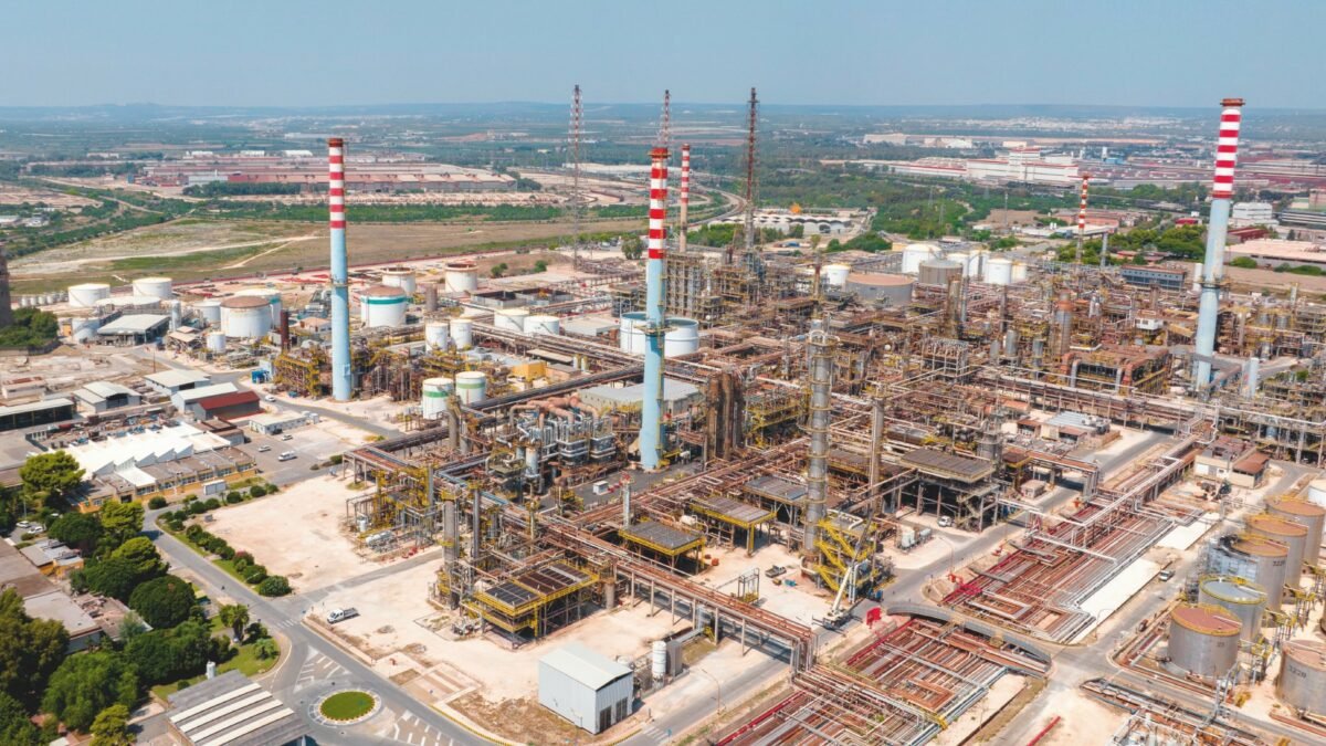 Ilva, si muove la cordata italiana: Orsini di Confindustria apre alla salvaguardia