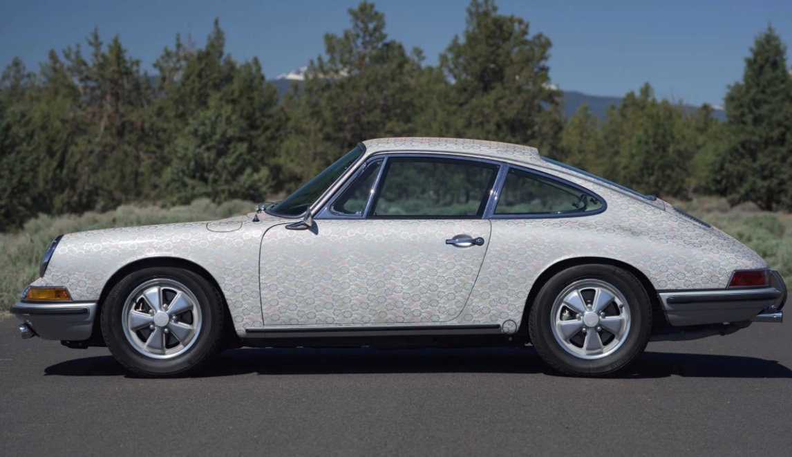 Una donna di 84 anni offre 69.000 euro per recuperare la sua vecchia Porsche