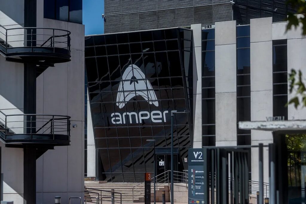 Amper aumenta il capitale per acquisire Teltronic e ristrutturare il gruppo