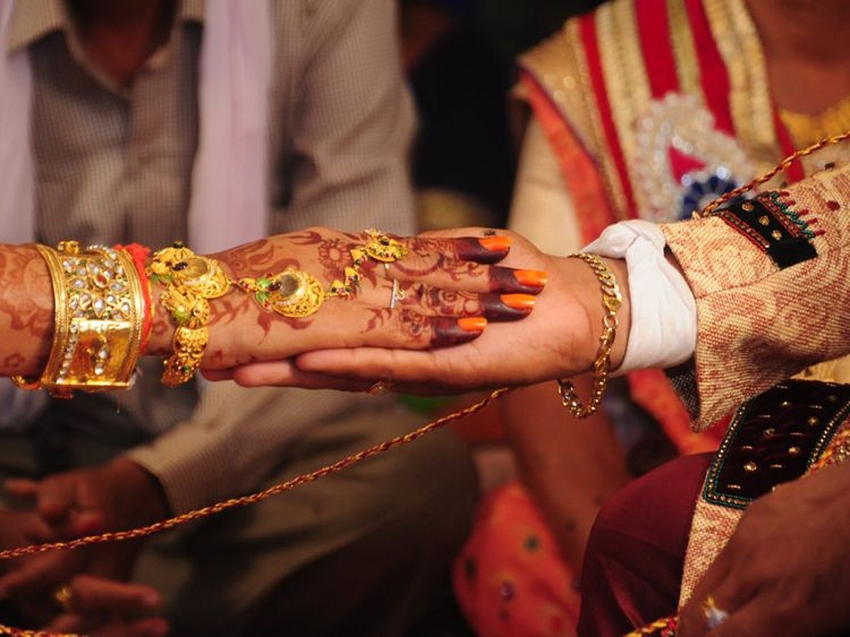 L’evoluzione del matrimonio in India: da “fattori” a “vibes”