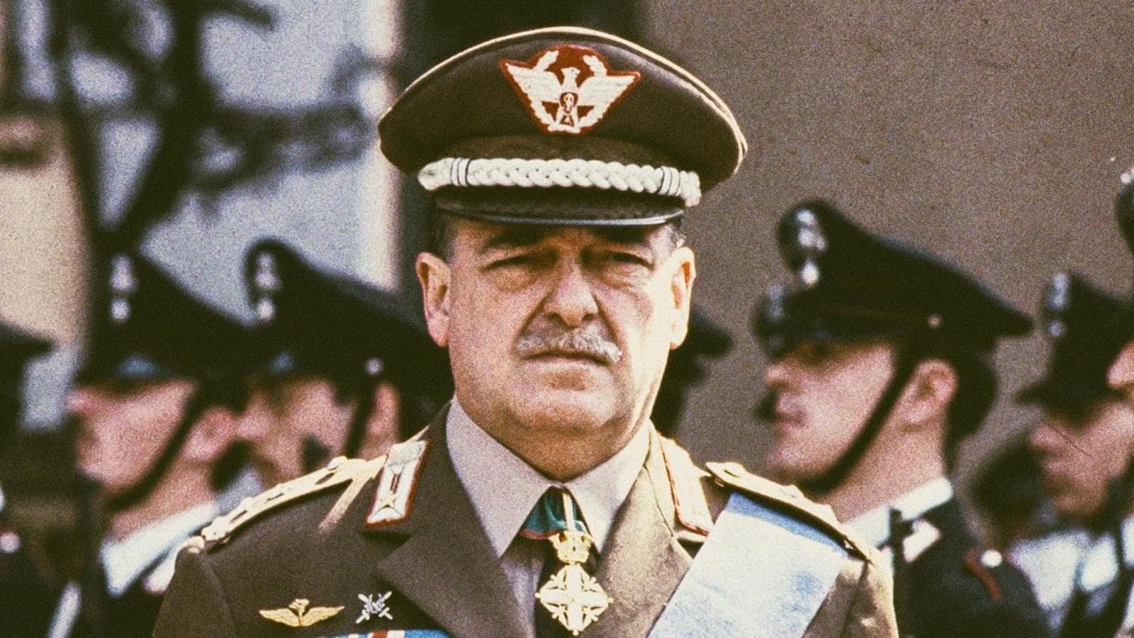 Il 3 settembre 1982, il generale Dalla Chiesa cade in un agguato mafioso a Palermo