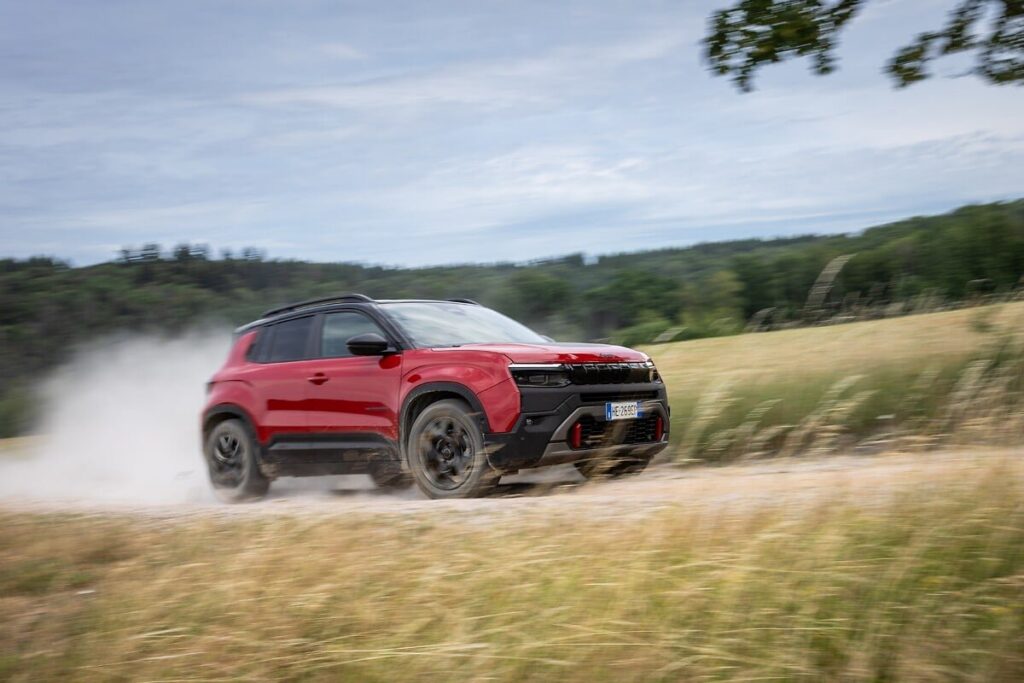 Nuova Jeep Avenger in mostra a settembre: test drive e promozione a interessi zero