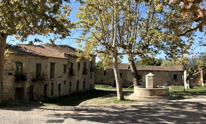 Roscigno, proposta per valorizzare il borgo e creare posti di lavoro con modello Craco