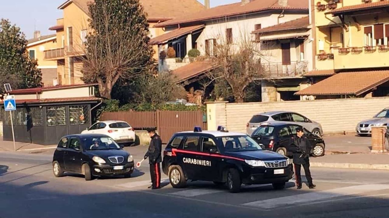 Tentato incendio al ristorante dei Bianchi, carabinieri indagano