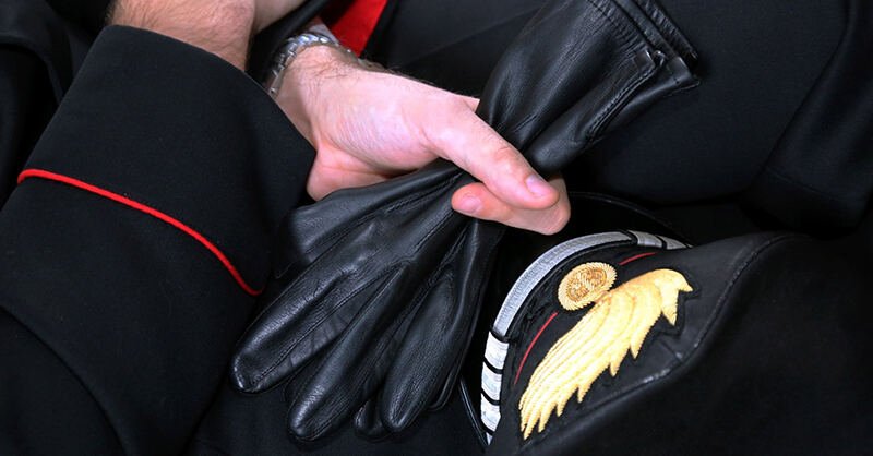 Traffico illecito di rifiuti e furto di ferro: 9 persone incastrate in un’operazione transnazionale