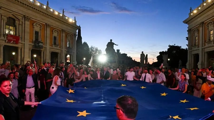 L’Europa deve scegliere: superpotenza o continente vassallo