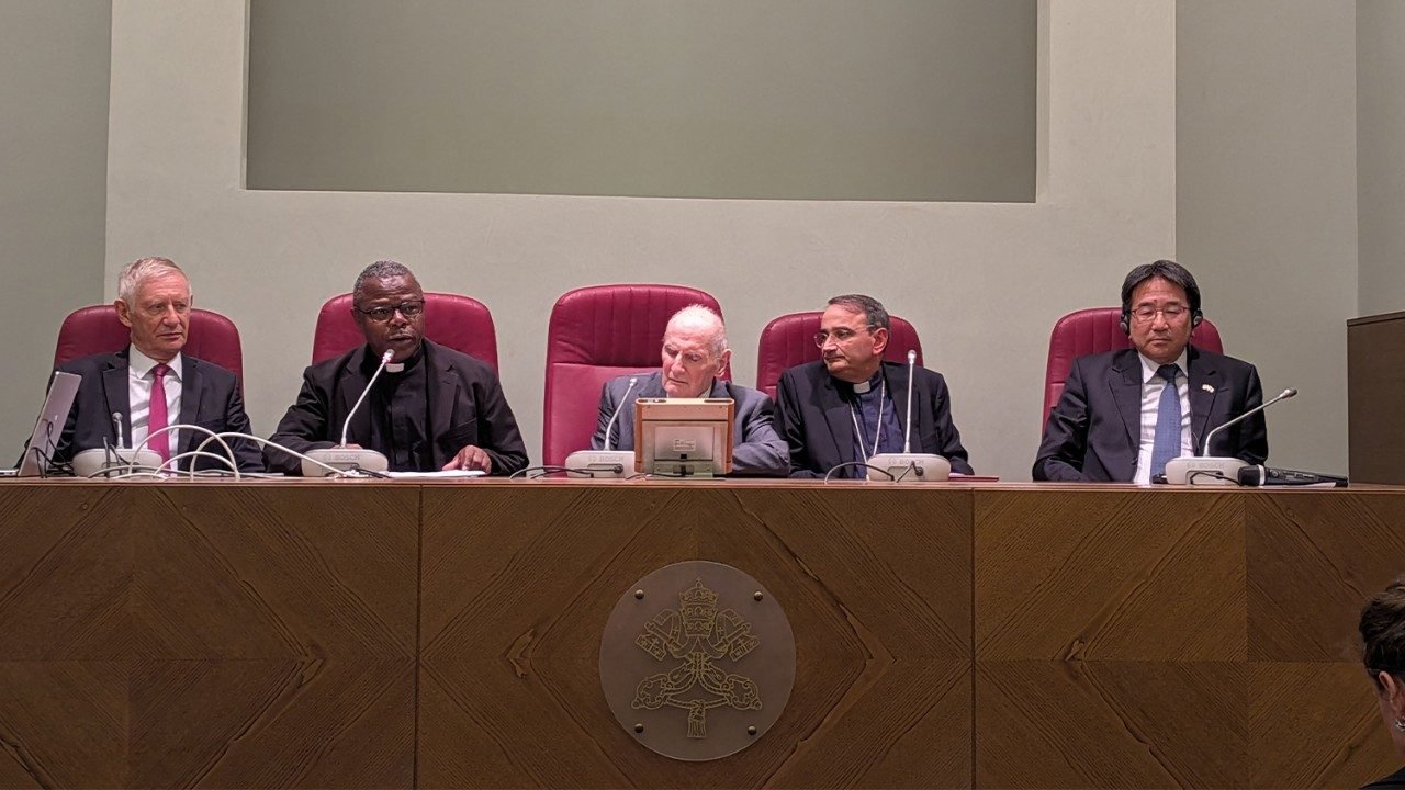 Diplomazia religiosa: ponti tra fratture e conflitti