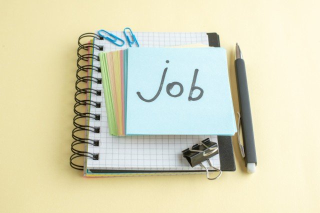 Occupazione stabile a agosto, disoccupazione cresce e inattività cala
