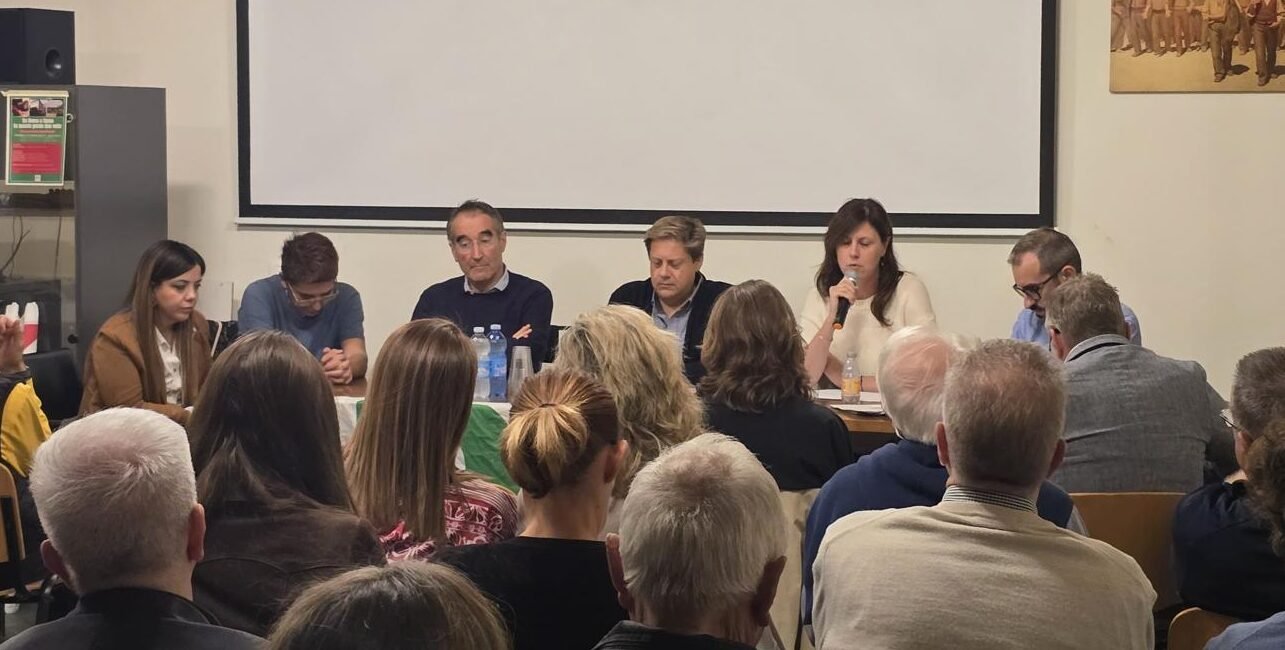 Pd Como: “Azzero il piano scuole del 2027, costruiamo un progetto nuovo con chi vive la scuola ogni giorno”