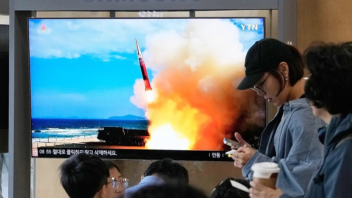 Corea del Nord testa missile a medio raggio e rivendica capacità avanzate