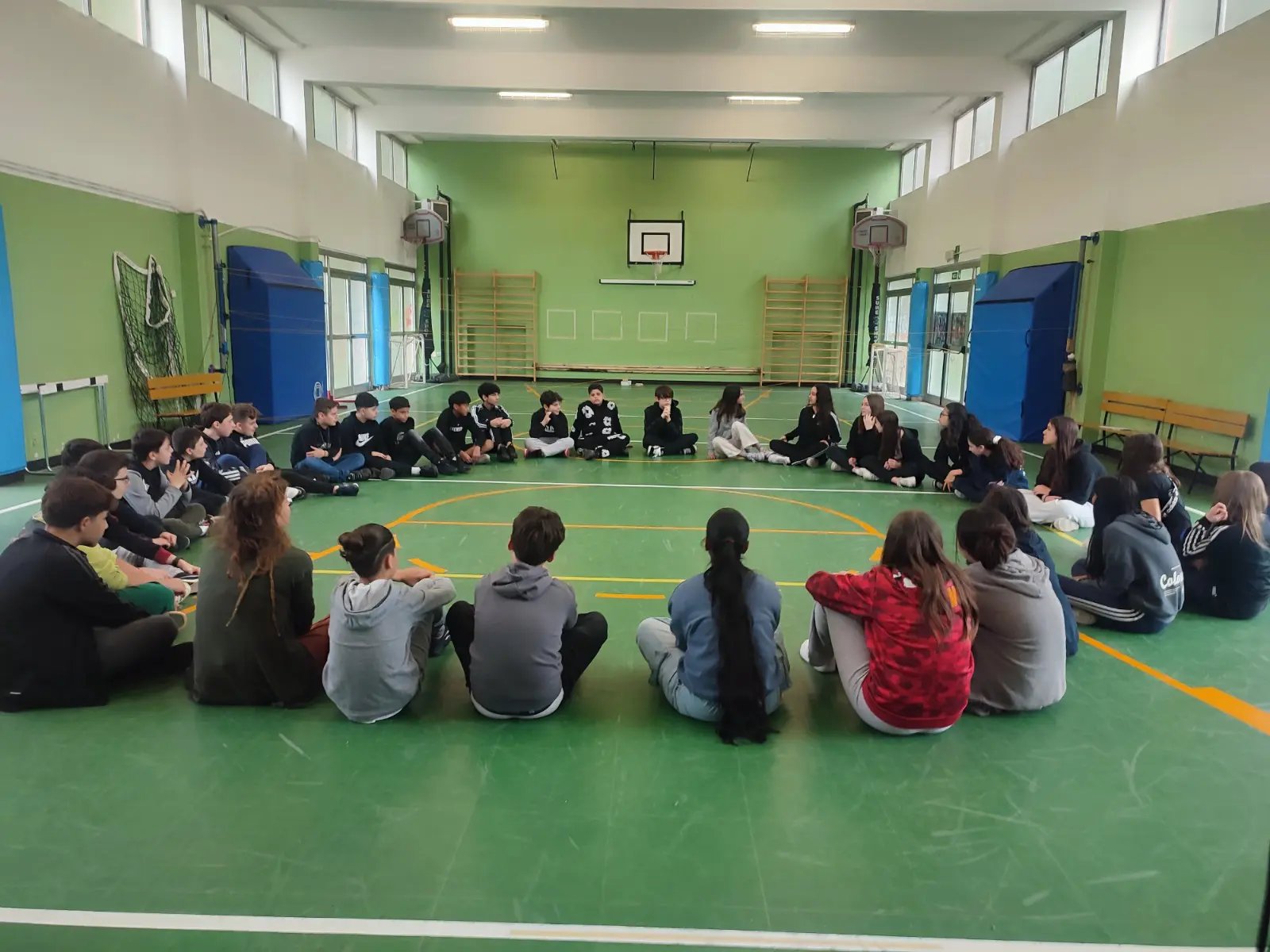 Scuola come presidio del quartiere: 76 istituti e 27mila bambini contrastano la segregazione