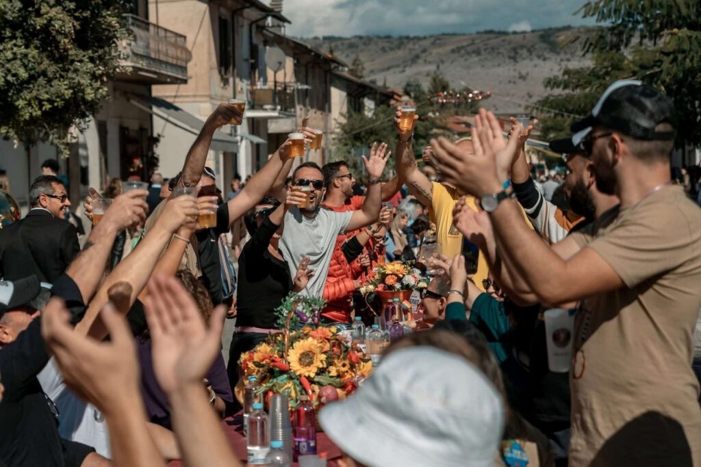 Capistrello si mobilita per Arrostiland 2027, le associazioni sono il cuore del paese