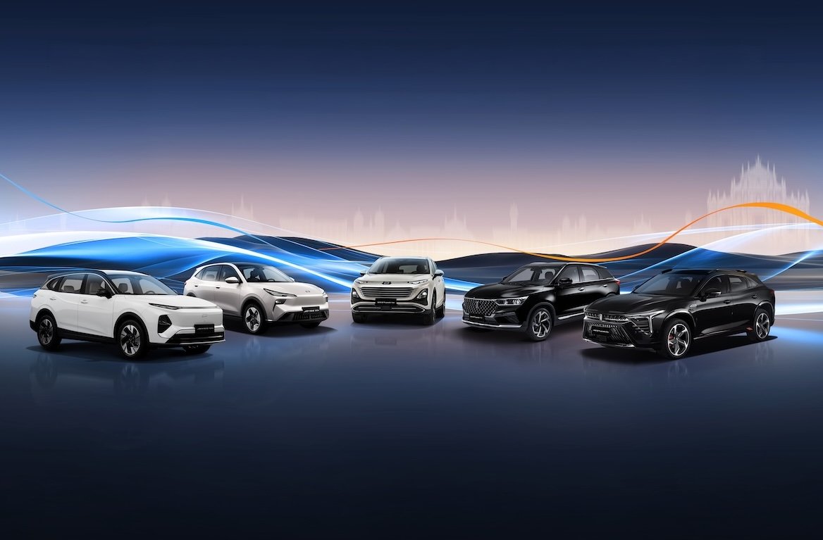 FAWCAR presenta in Italia cinque SUV: Bestune e Joyee, tecnologia e prezzi
